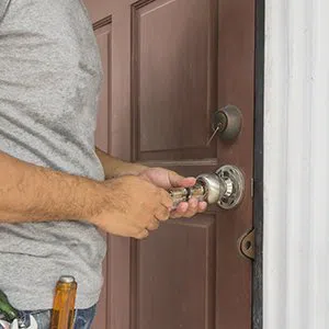 Central Locksmith Store Fort Myers, FL 239-677-4603 - locks-replace-01